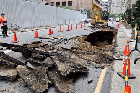 竹北天坑坍塌原因曝光 縣府要求建商以「透地雷達」全面檢測 鏡週刊 Line Today