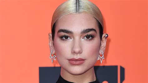 Dua Lipa calls for an end to online trolling and says that we all need ...