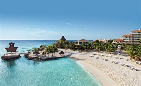 Dreams® Aventuras Riviera Maya | Air Canada Vacations