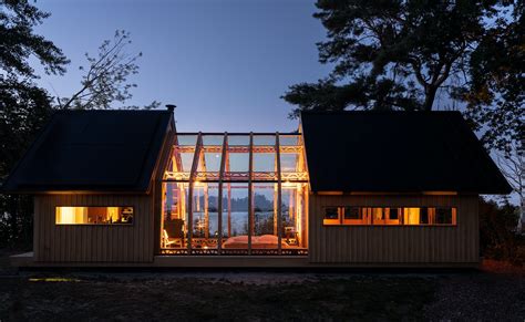 Photo 5 Of 21 In This 480k Prefab Cabin Slides Apart To Reveal A Glass Enclosed Room Dwell