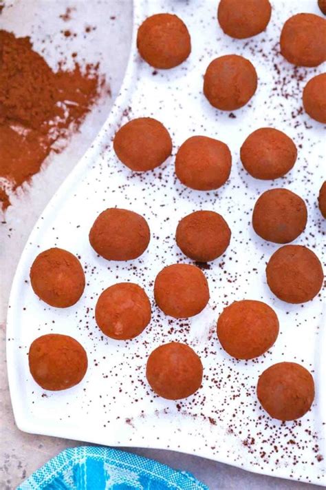 2 Ingredient Chocolate Truffles Sweet And Savory Meals