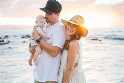 50 Photos of Hawaii to Inspire Your Next Beach Getaway | Flytographer