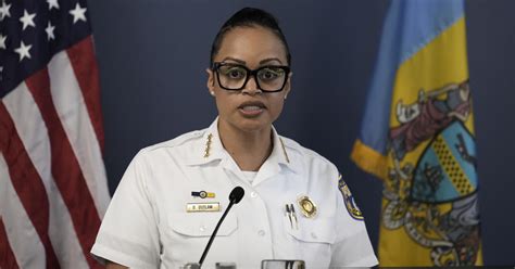 Danielle Outlaw Resigning As Philadelphia Police Commissioner Cbs