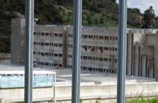 Droga E Cellulari Nel Carcere Di Catanzaro Arresti Indagati