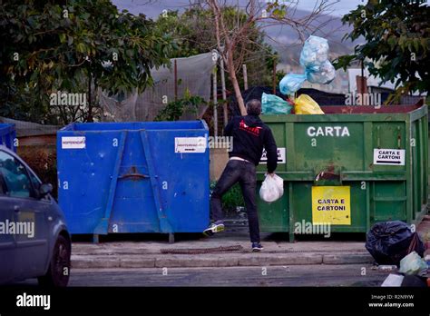 Foto LaPresse Alessandro Pone 20 Novembre Napoli Italia Cronaca