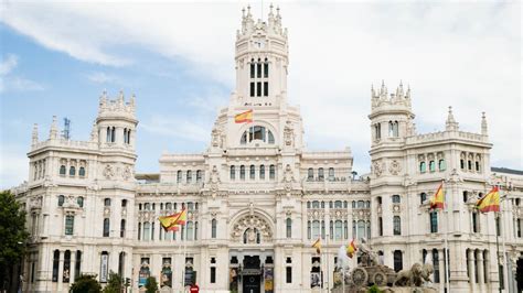 «El logo del ayuntamiento de Madrid está en fase beta»