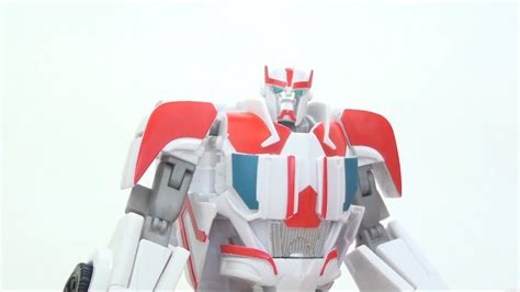 Video Review Of The Transformers Prime Rid Deluxe Class Ratchet