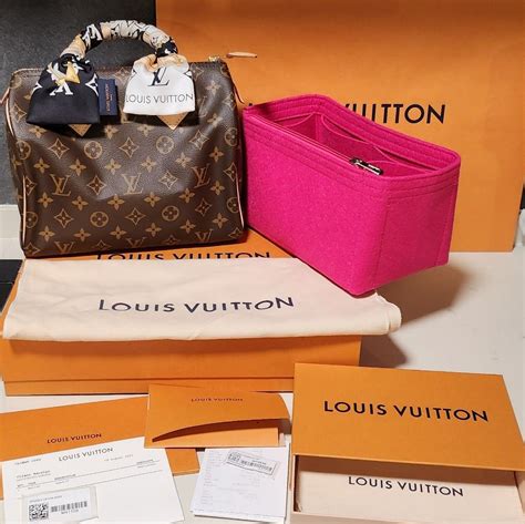 Louis Vuitton Lv Bag Speedy 25 Classic Luxury Bags And Wallets On Carousell