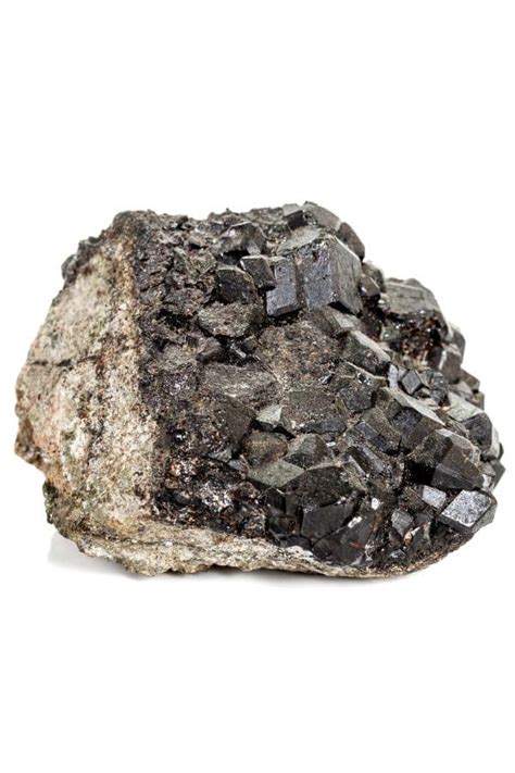 Guide to Melanite Properties, Meaning, & Benefits