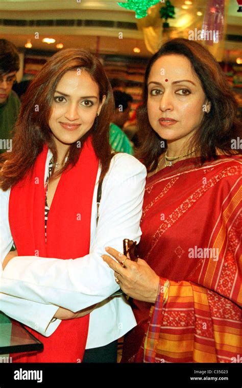 Hema Malini And Esha Deol India Stock Photo Alamy