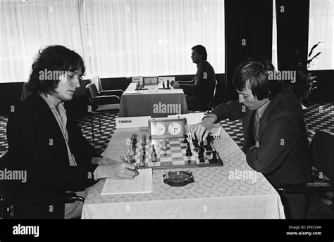 Ibm Chess Tournament 9th Round Timman Izquierda Vs Karpov 7 De Julio De 1980 Chess