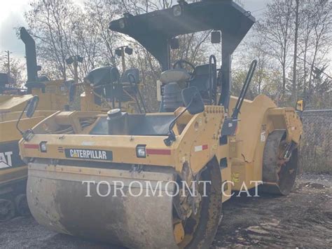 Caterpillar CB64 compactadores con ruedas de neumáticos