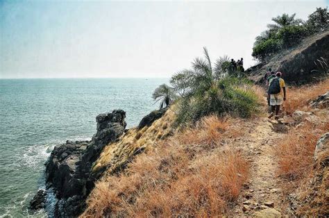 beach trekking gokarna  images timings holidify