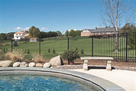 Pool Fence - LongFence