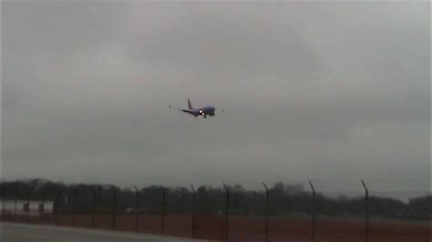 HD Southwest Airlines Landing In Providence RD Live Footage YouTube