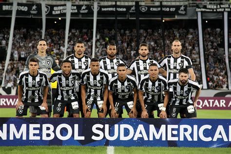 Botafogo tem a maior vitória em casa na história da Sul Americana