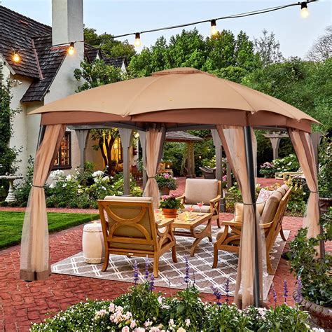 Yukool Gazebo De Patio En Acier De 10 Pieds De Largeur X 10 Pieds De Profondeur Wayfair Canada