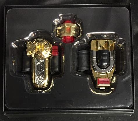 Bandaizeo Power Rangers Zeo Zeonizer The Gold Ranger Edition