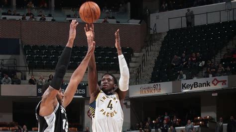 Con triple agónico Pacers superan a Spurs