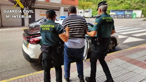 Detenido Un Vecino De Moaña Buscado Por La Interpol Por Delitos De