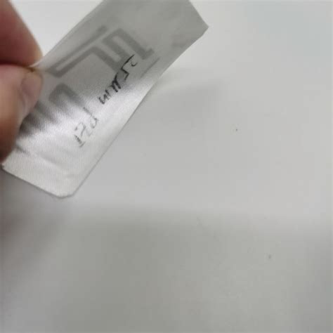 Custom Printing Satin Woven Washing Rfid Care Label For Clothing