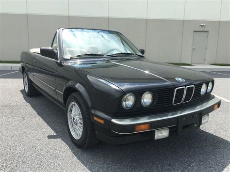 The 25+ best Bmw e30 convertible ideas on Pinterest | Bmw e30 325, Bmw ...