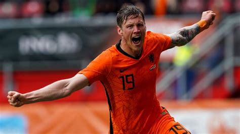 Wout Weghorst Opnieuw In Voorselectie Nederlands Elftal Rtv Oost