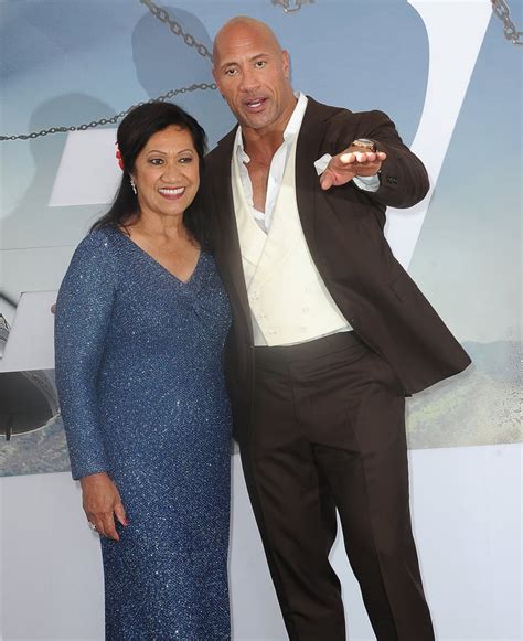 Dwayne Johnson And His Mom At Hobbs And Shaw La Premiere Popsugar