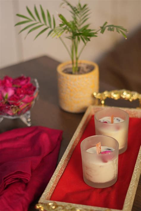 AROMATIC CANDLES – gestures.in