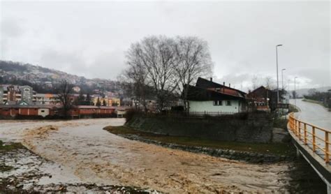 Poplave Na Jugu Srbije Najkriti Nije U Vladi Inom Hanu I Bujanovcu U