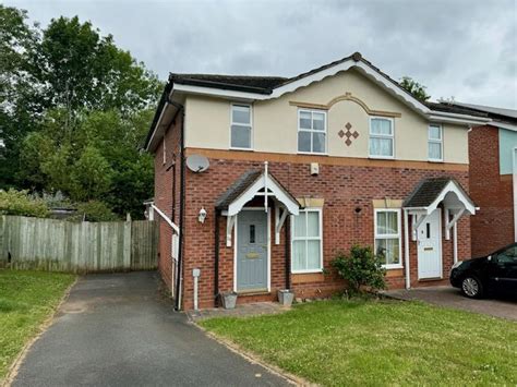 Bramble Close Malvern Bed Semi Detached House For Sale