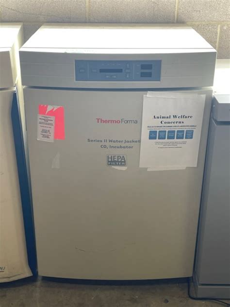 Thermo Forma Series Ii Water Jacketed Co Incubator For Sale