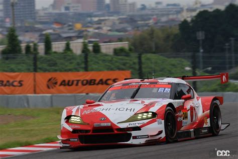 Sgtrd5suzuka500002 画像｜第4戦鈴鹿450kmのgt300予選は雪辱の10号車 Tanax Gainer Gt Rが