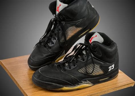 Air Jordan 5 Black Metallic Reimagined 2025 HF3975-001 | SneakerFiles