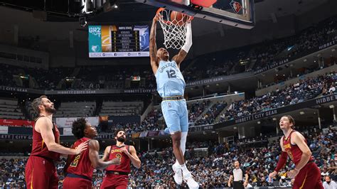 Ja Morant Dunk On Kevin Love Wallpaper Ja Morant Memphis Grizzlies