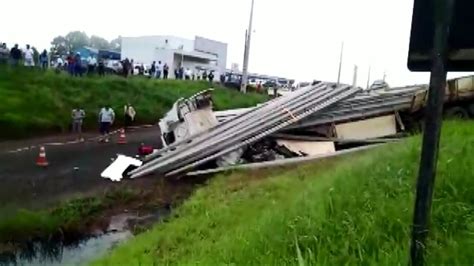 Vídeo Motorista morre em acidente na BR 277 Paraná G1