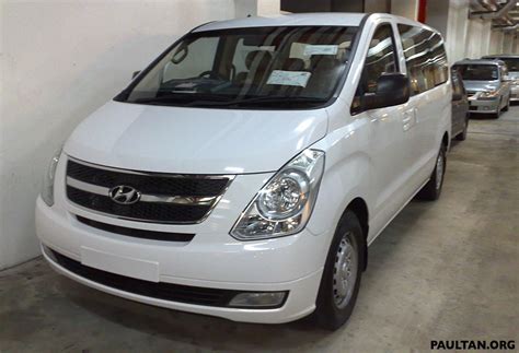 Hyundai Starex Review And Photos