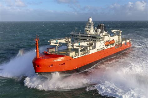 New icebreaker due to arrive in October – Australian Antarctic Program