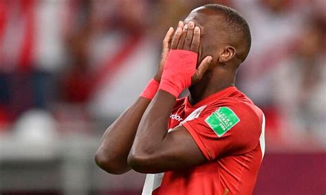 Luis Adv Ncula Fue Desconvocado Por La Selecci N Peruana Tras Lesi N