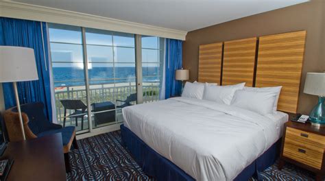 Ocean-View Hotel Rooms & Suites in Cape May, NJ – Ocean Club Hotel