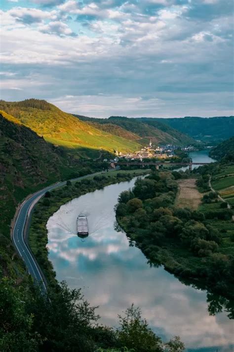 Barge cruising on Moselle River | Free Stock Image - Barnimages