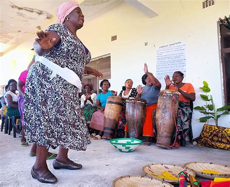 Coluna Azimai Mulheres Que Dan Am Brasil De Fato Minas Gerais