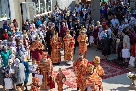 ÎPS Mitropolit Vladimir a sfințit biserica cu hramul Sf Mc Adrian și