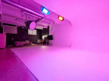 Cyclorama Photo Video Studio Design District Rent This Location On