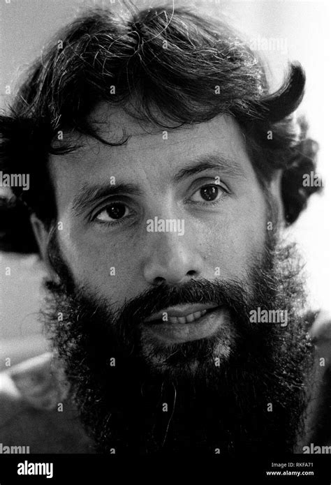 Yusuf Cat Stevens Hi Res Stock Photography And Images Alamy