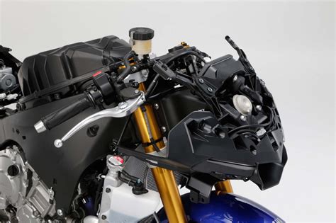 2015 Yamaha Yzf R1 Game On Asphalt And Rubber