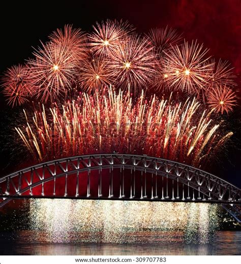 Sydney Opera House New Years Eve: Over 1 Royalty-Free Licensable Stock ...