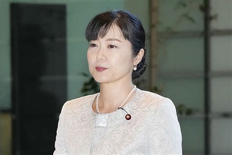 小渕優子選対委員長の陰に森喜朗元首相、お嬢さまの加藤鮎子こども政策相は実績ゼロ内閣改造・党役員人事の目玉、女性議員6人のうち世襲は4人