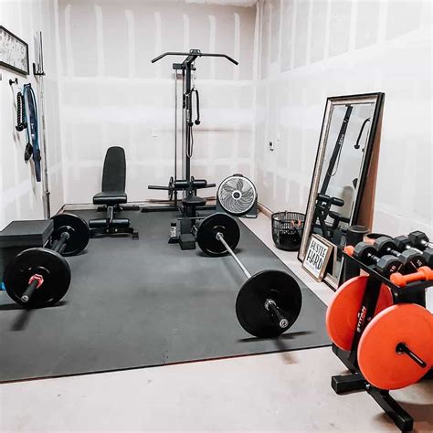 12 Best Home Gym Essentials On a Budget for an Ultimate Workout