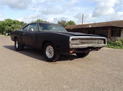 Seller of Classic Cars - 1970 Dodge Charger (Black/Black)